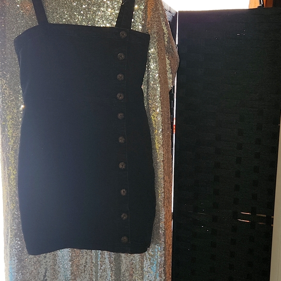 Forever 21 Juniors Black Dress - Picture 1 of 7